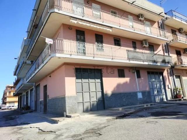 Appartamento in vendita di 150 m² in Via Eugenio Pertini, 31