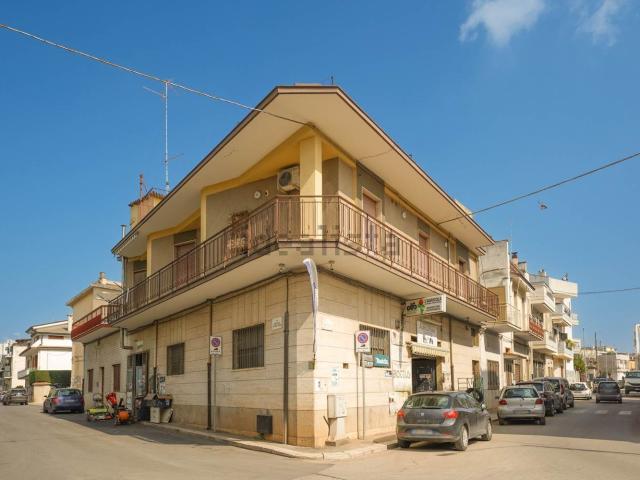 Appartamento in vendita di 150 m² in Via Forges Davanzati, 95