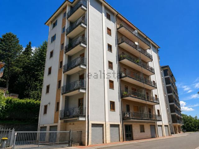 Appartamento in vendita di 150 m² in Via Fabio Filzi, 9