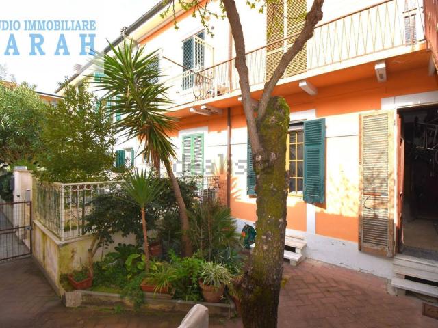 Appartamento in vendita di 150 m² in Via Firenze, 23