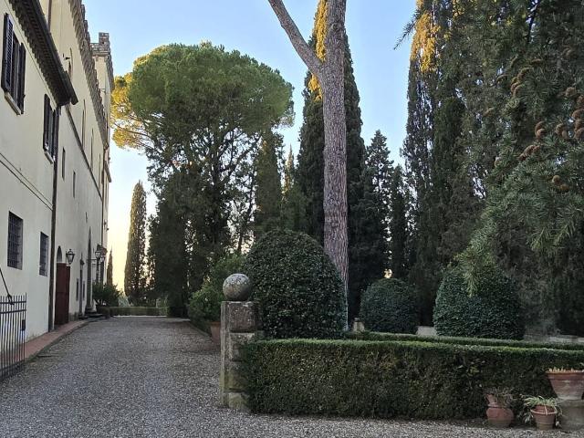 Appartamento in vendita di 150 m² in Via Franceschi