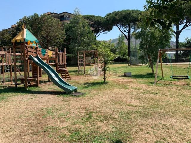 Appartamento in vendita di 150 m² in Via Francesco Petrarca, 25