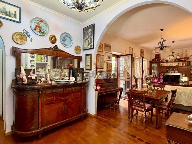 Appartamento in vendita di 150 m² in Via Francesco Ripandelli
