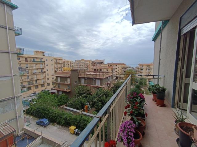 Appartamento in vendita di 150 m² in Via Francica Nava, 13