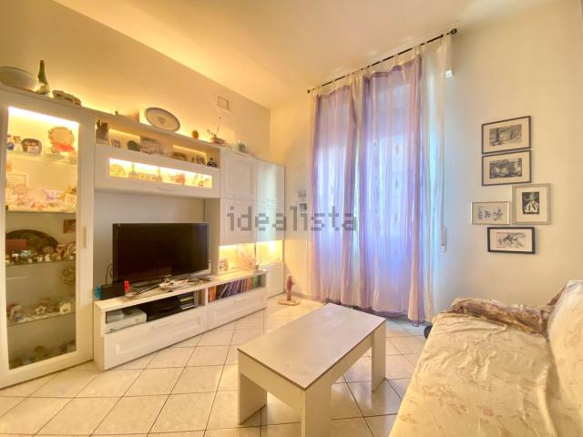 Appartamento in vendita di 150 m² in Via Fratelli Rosselli, 9