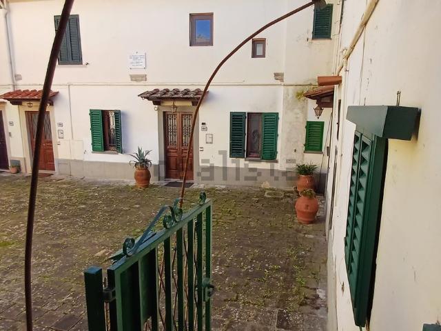 Appartamento in vendita di 150 m² in Via Imprunetana per Pozzolatico