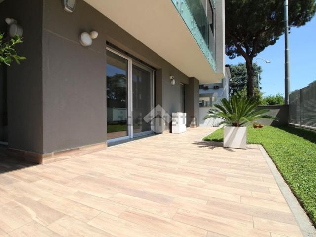 Appartamento in vendita di 150 m² in Via John Fitzgerald Kennedy, 34