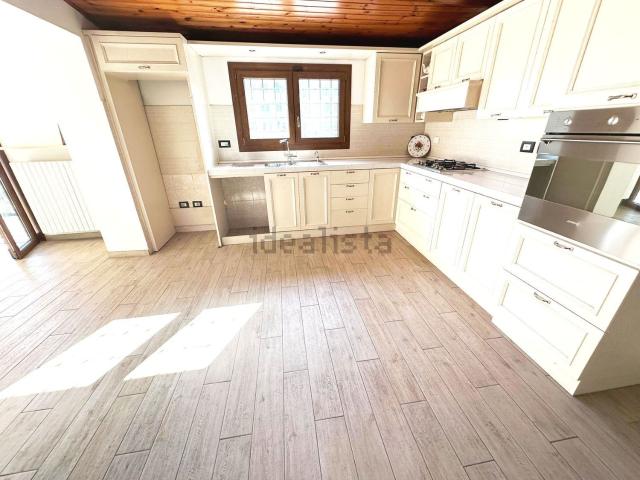 Appartamento in vendita di 150 m² in Via Jacopo Bettazzi, 49