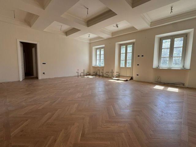 Appartamento in vendita di 150 m² in Via Ombrosa