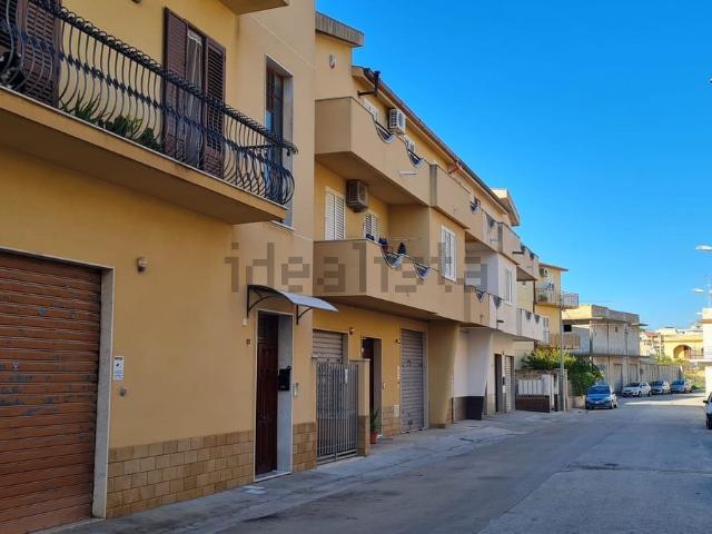 Appartamento in vendita di 150 m² in Via omero