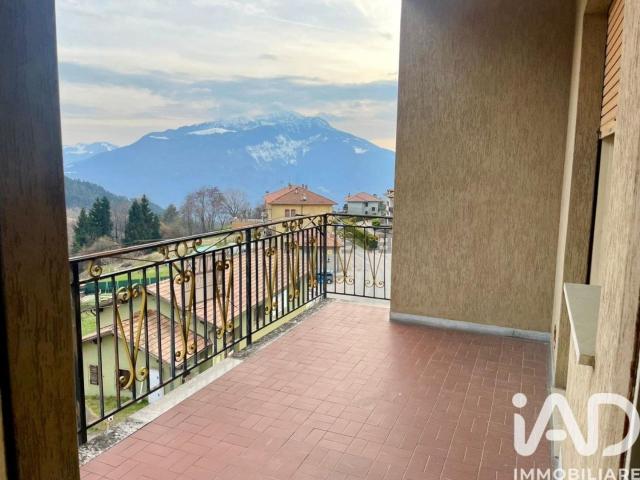 Appartamento in vendita di 150 m² in Via Longa