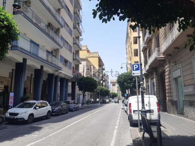 Appartamento in vendita di 150 m² in Via Lorenzo Fava, 5