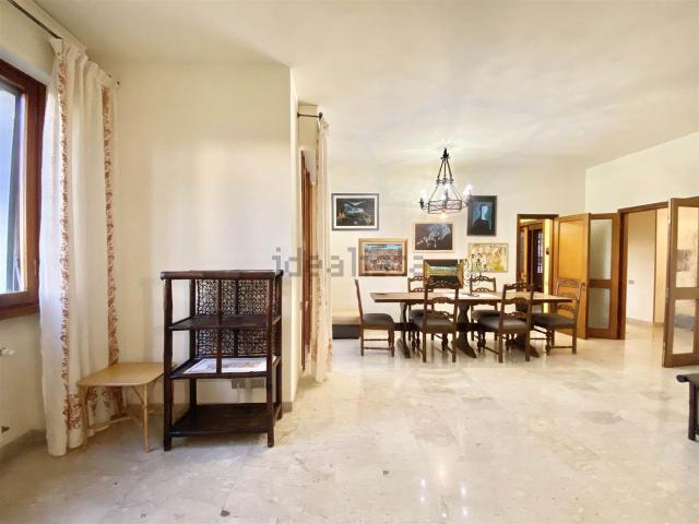 Appartamento in vendita di 150 m² in Via Ludovico Lazzaro Zamenhof, 4