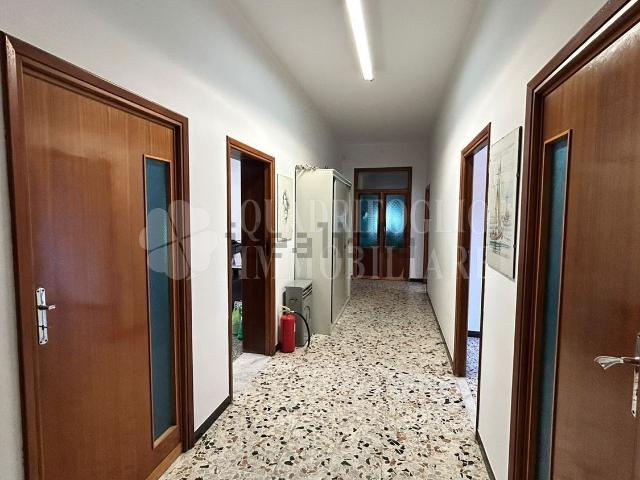 Appartamento in vendita di 150 m² in Via Luigi Canepa