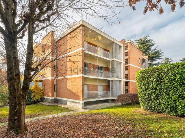 Appartamento in vendita di 150 m² in Via Luigi Lavazza, 32