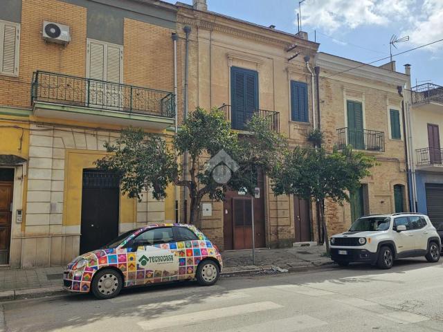 Appartamento in vendita di 150 m² in Via Luigi Rossi, 96