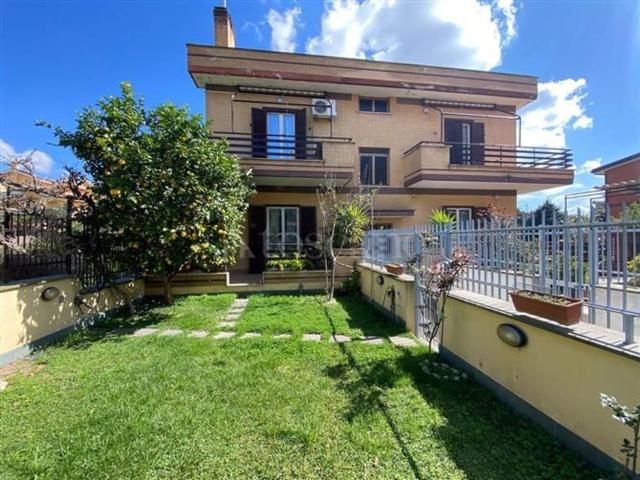 Appartamento in vendita di 150 m² in Via Mombaruzzo
