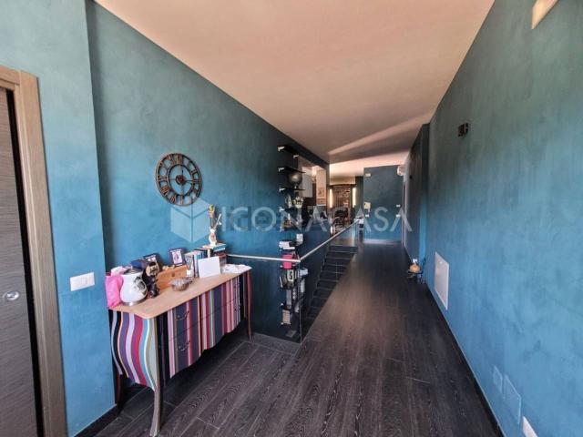 Appartamento in vendita di 160 m² in Via Monsignor d&apos Addario, 20