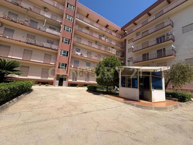 Appartamento in vendita di 150 m² in Via Mattia Preti, 2