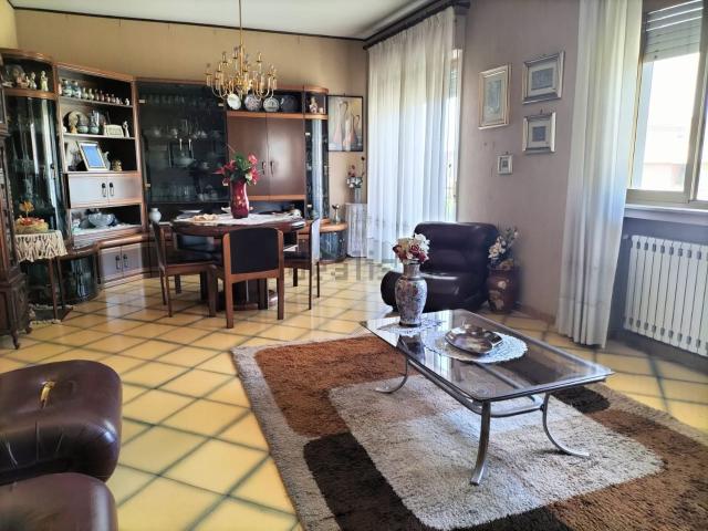 Appartamento in vendita di 150 m² in Via Maccarrone, 10