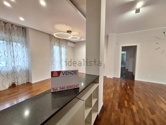 Appartamento in vendita di 150 m² in Via Madre Teresa di Calcutta