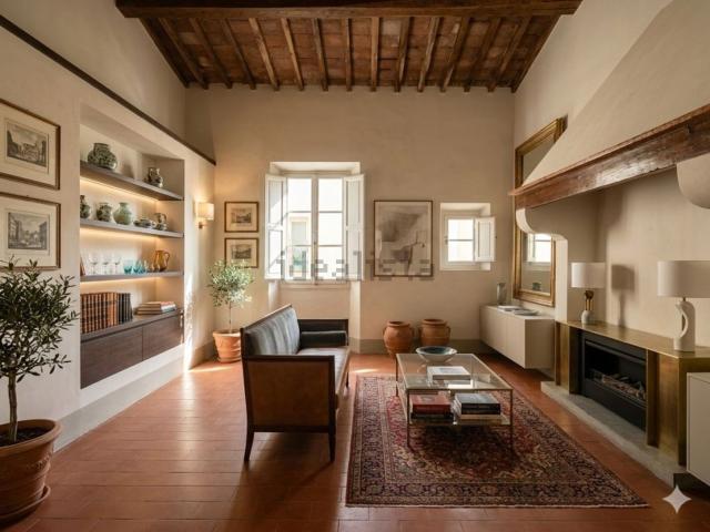 Appartamento in vendita di 150 m² in Via Maffia