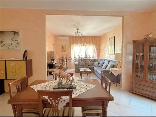 Appartamento in vendita di 150 m² in Via Mario Musco