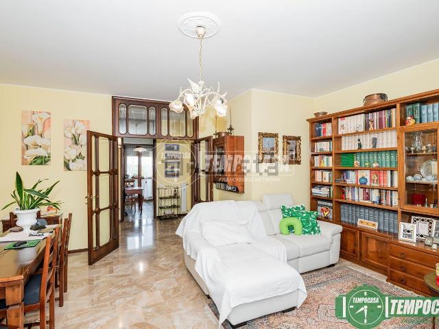Appartamento in vendita di 150 m² in Via Martiri Cefalonia