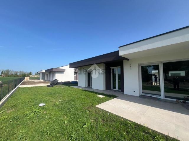 Appartamento in vendita di 150 m² in Via Martiri Focaccia, 1