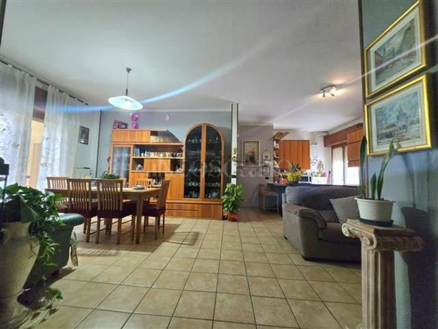 Appartamento in vendita di 150 m² in Via Massimo d&apos Azeglio