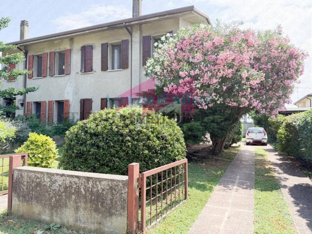 Appartamento in vendita di 150 m² in Via Mercanta