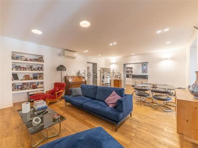 Appartamento in vendita di 150 m² in Via Merulana
