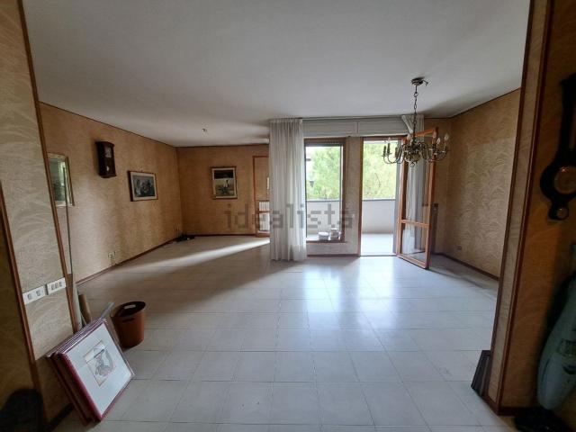 Appartamento in vendita di 150 m² in Via Milazzo