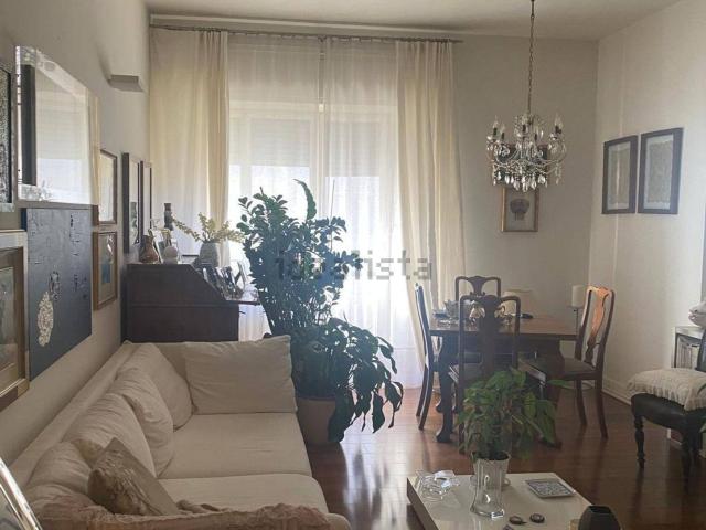 Appartamento in vendita di 150 m² in Via Nazario Sauro, 80