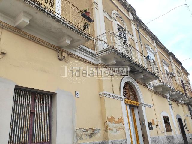 Appartamento in vendita di 150 m² in Via Napoli