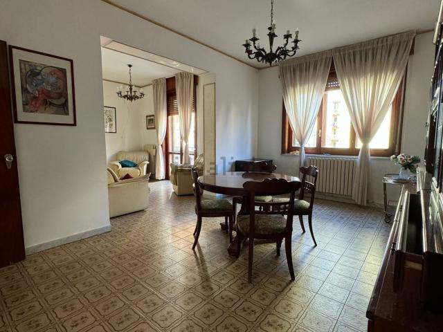 Appartamento in vendita di 150 m² in Via Nicola Froggio