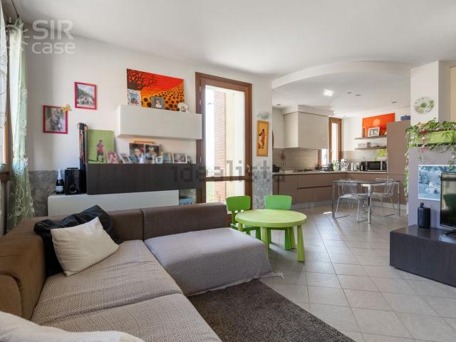 Appartamento in vendita di 150 m² in Via Nilde Iotti, 62