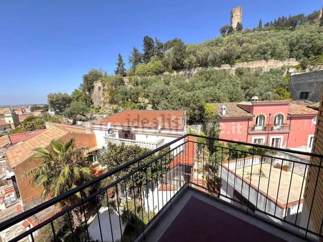 Appartamento in vendita di 150 m² in Via Nino Bixio, 166