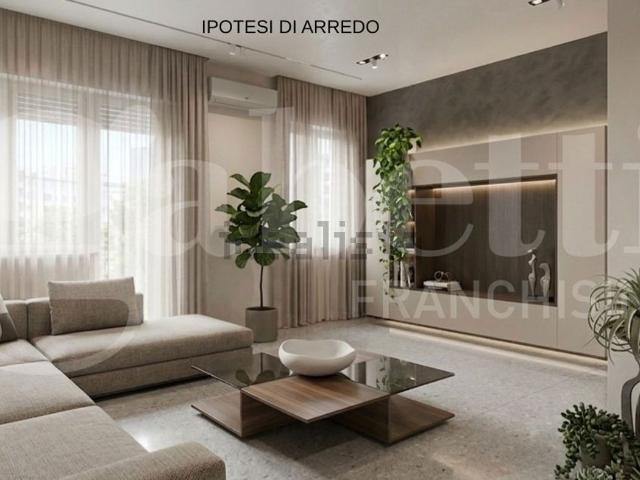 Appartamento in vendita di 150 m² in Viale Padova