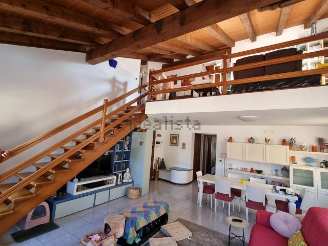 Appartamento in vendita di 150 m² in Via Sottopovolo