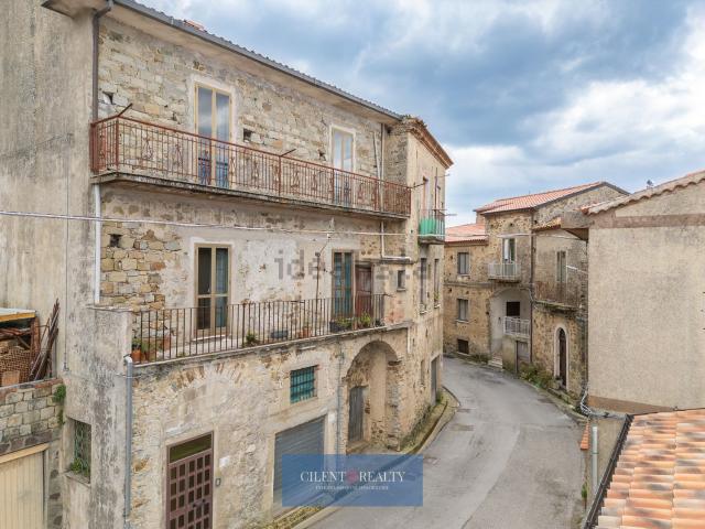 Appartamento in vendita di 150 m² in Via Sorrentini, 14