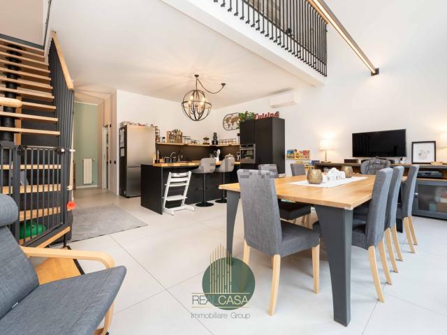 Appartamento in vendita di 150 m² in Via Savona, 123