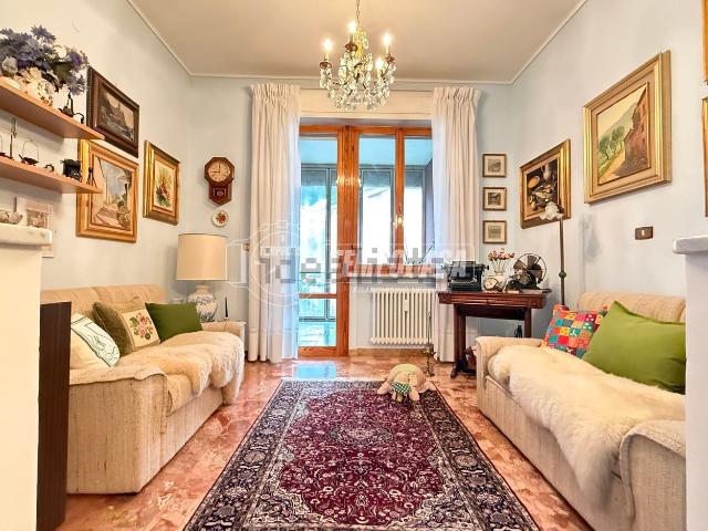Appartamento in vendita di 150 m² in Via San Felice, 34