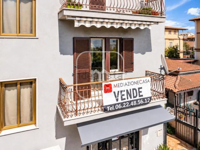 Appartamento in vendita di 150 m² in Via Sant&apos Elpidio a Mare, 64