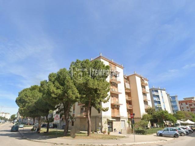 Appartamento in vendita di 150 m² in Via Silvio Pellico