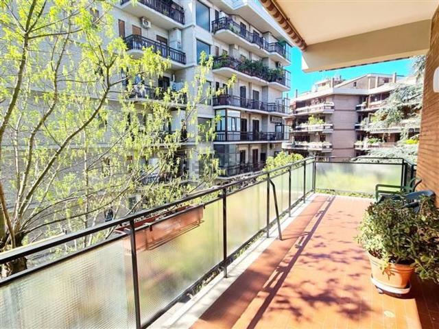 Appartamento in vendita di 150 m² in Via Suvereto
