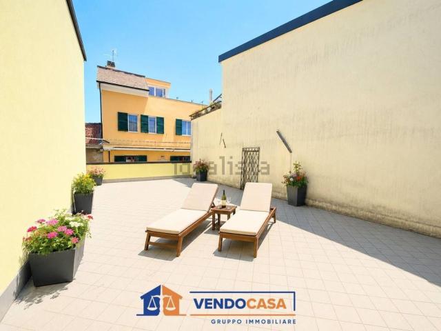 Appartamento in vendita di 150 m² in Via Patrioti