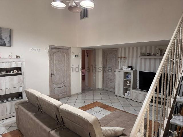 Appartamento in vendita di 150 m² in Via Paolo Giovio