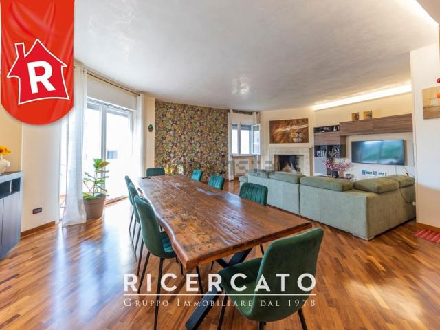 Appartamento in vendita di 150 m² in Via Papa Luciani, 26