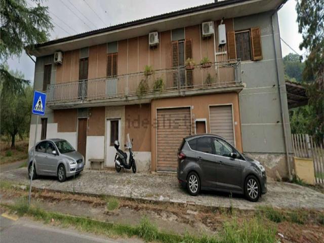 Appartamento in vendita di 150 m² in Via Pianette